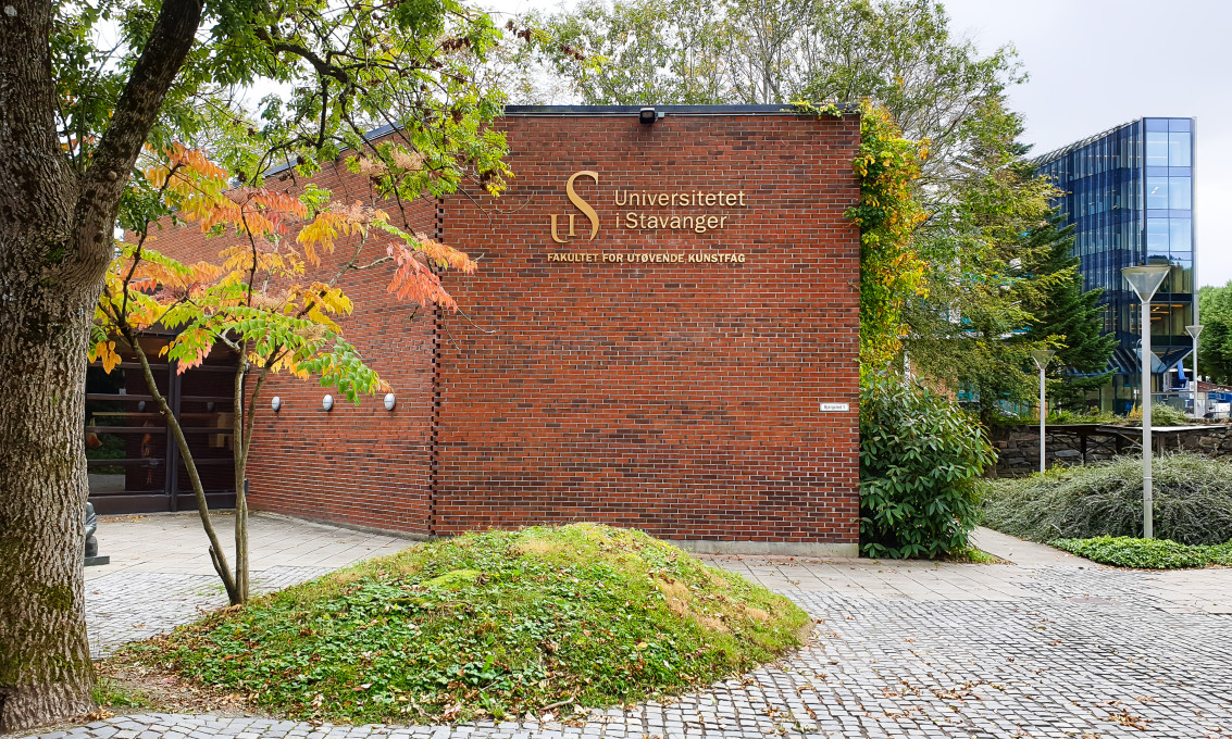 Opningstider campus Bjergsted