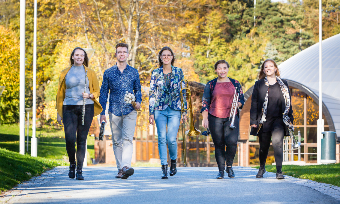 Studentliv på campus Bjergsted