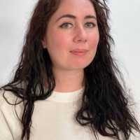 Ansattprofil for Elizabeth Mary Armstrong